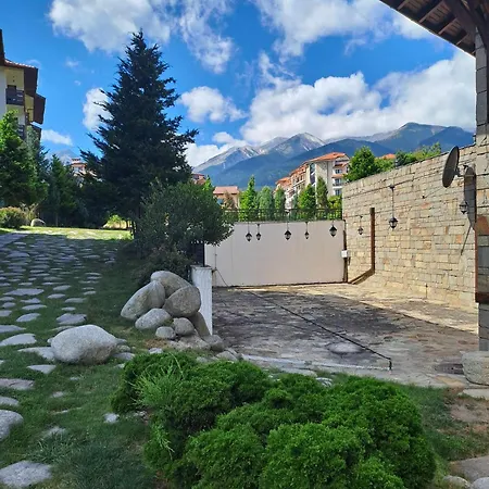 Royal Towers T&k 公寓